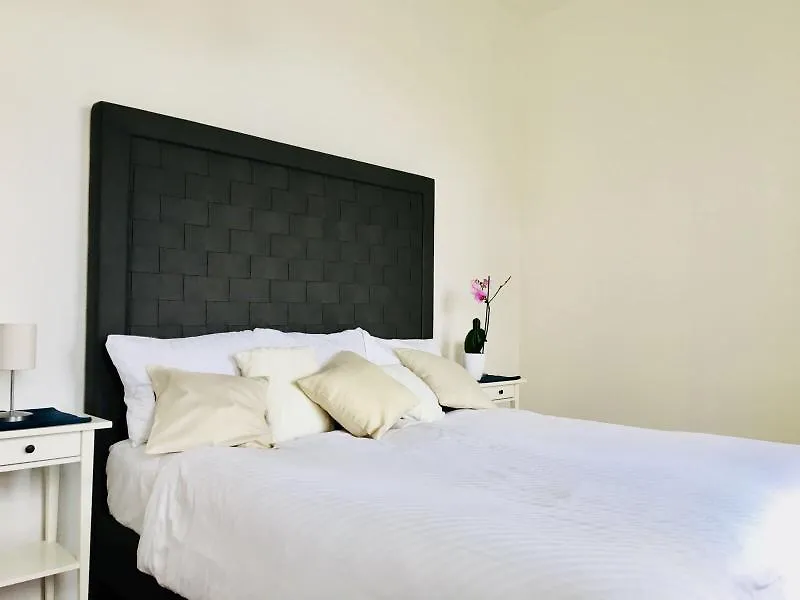 Prague City Stay Jagellonska Apart Otel